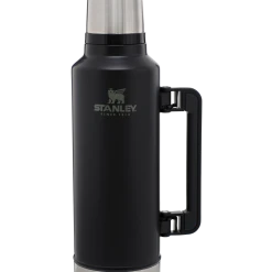 Cheap 🔥 Stanley Classic Legendary Bottle | 2 QT ⌛ -Outlet Serve Gleam Store B2B Web PNG Classic Legendary Bottle 2 0qt Matte Black
