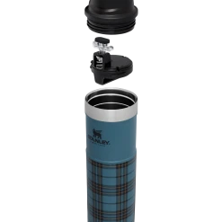 Promo 🤩 Stanley The Vintage Loom Trigger-Action Travel Mug | 20 OZ ✨ 8 Promo 🤩 Stanley The Vintage Loom Trigger-Action Travel Mug | 20 OZ ✨ -Outlet Serve Gleam Store B2B Web PNG The Trigger Action Travel Mug 20OZ Balsam Plaid Exploded
