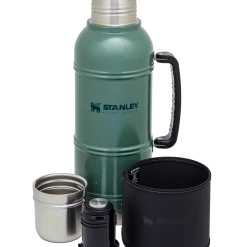 Best Sale ❤️ Stanley Legacy QuadVac™ Thermal Bottle | 2 QT 😍 -Outlet Serve Gleam Store B2B Web PNG TheQuadvac ThermalBottle2QTHammertoneGreen Exploded